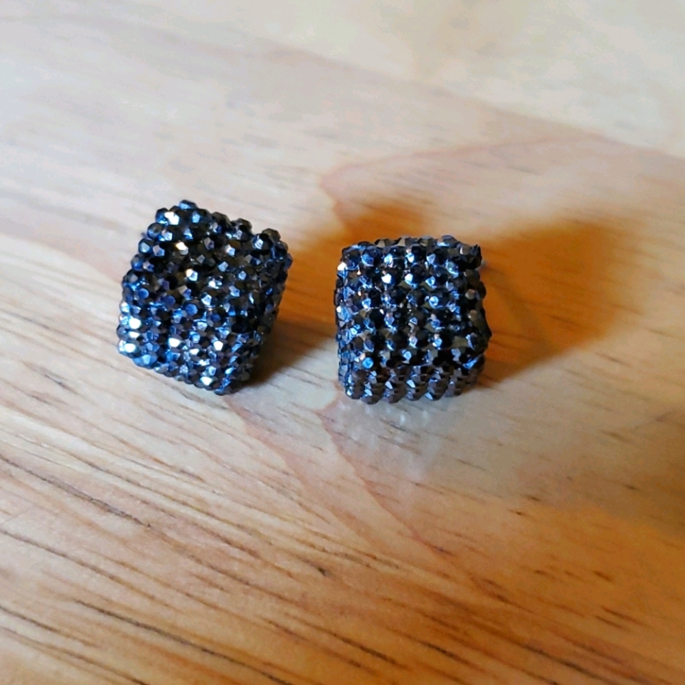 Callie Lives Black Beaded Earrings